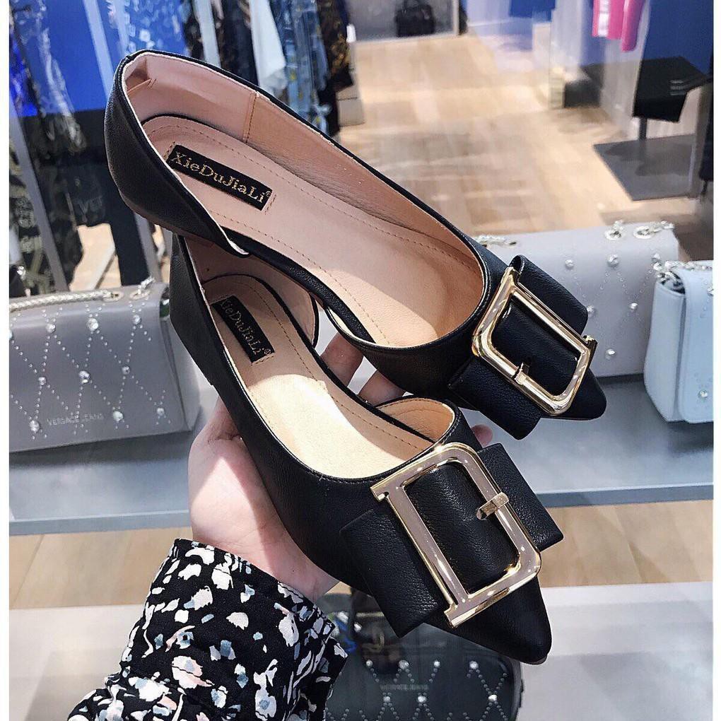 GIÀY BÚP BÊ BỆT KHÓA CHỮ D KHOÉT EO | BigBuy360 - bigbuy360.vn