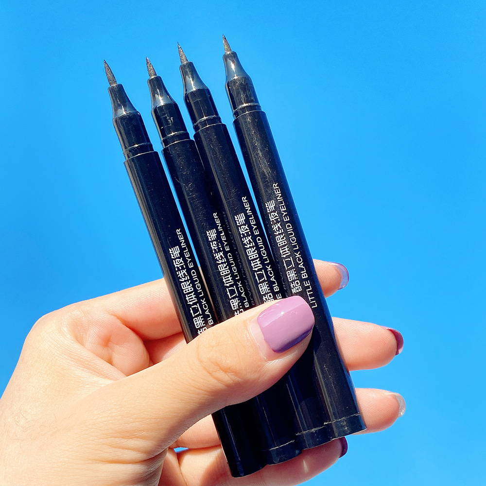 (Hàng Mới Về) Bút Kẻ Mắt Màu Đen Nhanh Khô Chống Thấm Nước Và Không Nhòe | BigBuy360 - bigbuy360.vn