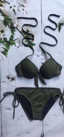 Bikini 2 mảnh chip