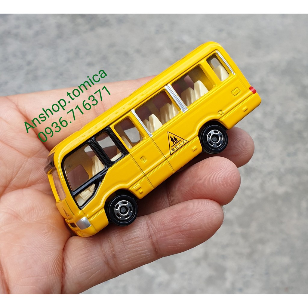 Mô hình xe bus trường học tomica Nhật Bản