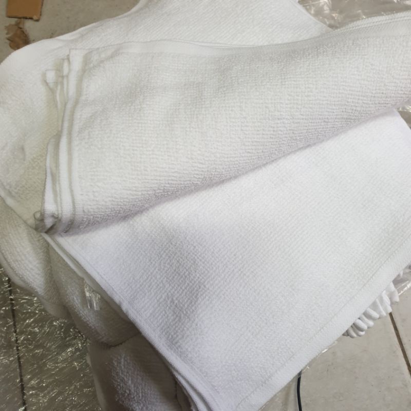 Combo 100 Khăn Trắng 30x30