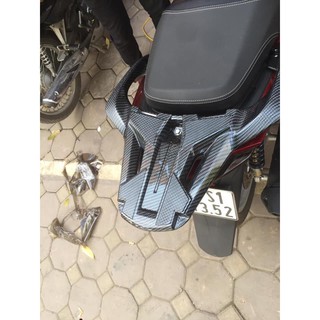 Ốp cảng/ Chụp cảng sau xe SH 2017-2019 màu Cacbon.(125i- 150i)