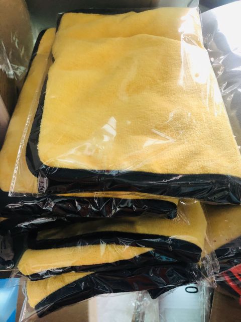 Khăn lau xe ô tô chuyên dụng 30*60 cm, giá rẻ