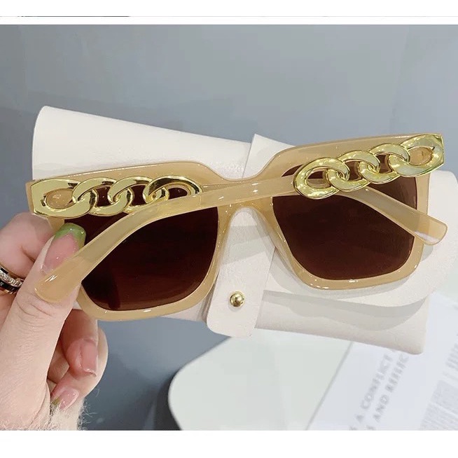 Mắt Kính Râm Mát Nữ Hot trend Thời Trang Form Vuông Dây Xích Sang Chảnh - Hata24h