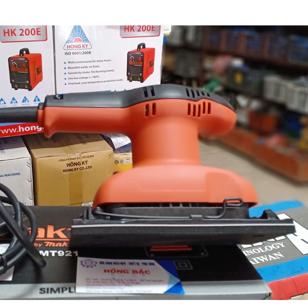 Máy Chà Nhám MAKTEC MT921 93mm