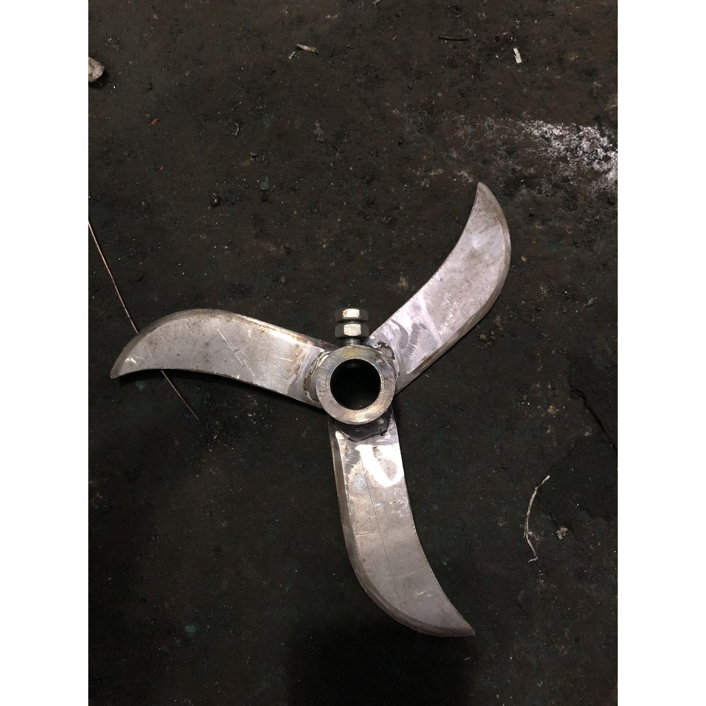 Lưỡi dao máy xay giò