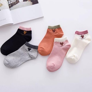 Một đôi tất mèo miumiu