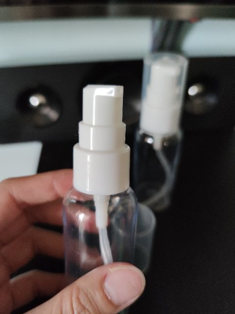 Chai nhựa vòi nhấn hoặc vòi xịt 50ml