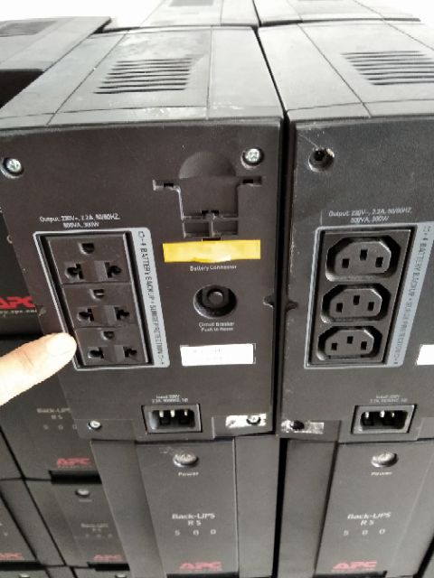 BỘ LƯU ĐIỆN  12V KHÔNG NGẮT APC 500 BR500CI-AS