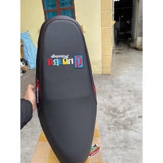 Vỏ yên thêu viền chỉ đỏ wave 50/100/110 cực đẹp