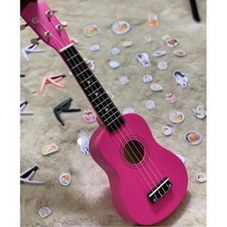 Đàn Ukulele Màu Hồng Trơn