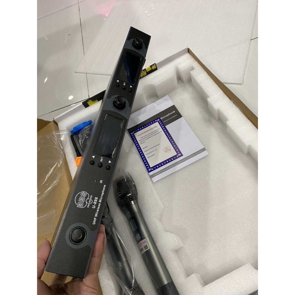 MICRO KARAOKE KHÔNG DÂY BBS U898