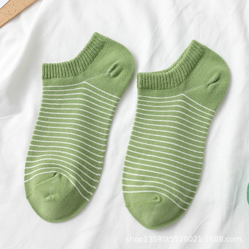 T028 Tất nữ cổ ngắn màu bơ chất liệu cotton thoáng mát phong cách Hàn Quốc