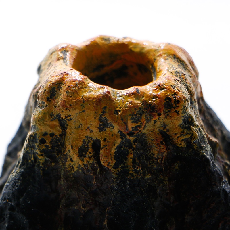 Mô hình núi lửa phun bọt khí bơm oxy trang trí bể cá