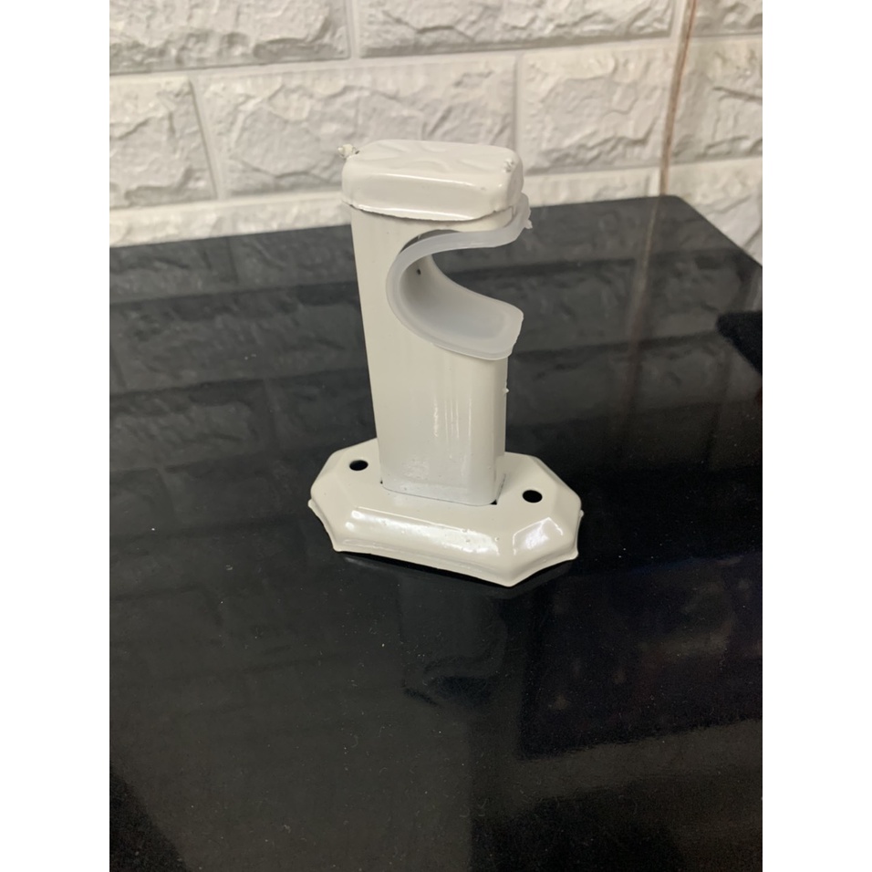 Trụ đỡ rèm, giá đỡ thanh treo rèm gắn tường