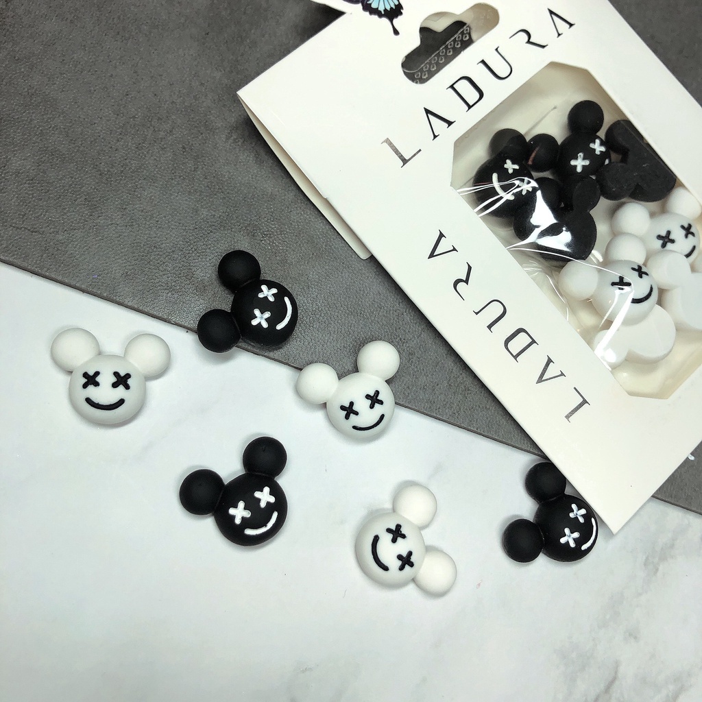 Charm nail mickey LADURA trang trí móng