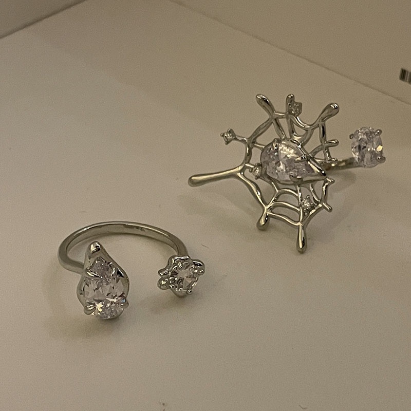 Nhẫn Hở Hình Mạng Nhện Đính Đá Cá Tính Thời Trang