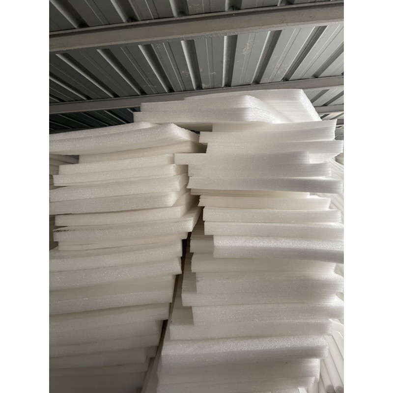 Tấm mút xốp trắng kích thước 60cm * 50cm