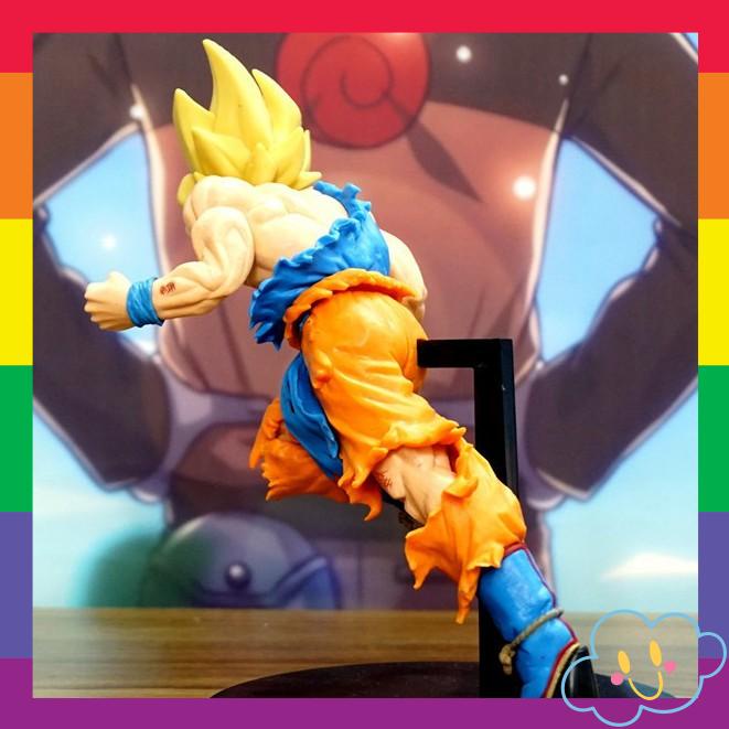 Figure Son goku Super Saiyan Dragon Ball. Figure kỉ niệm 50 năm