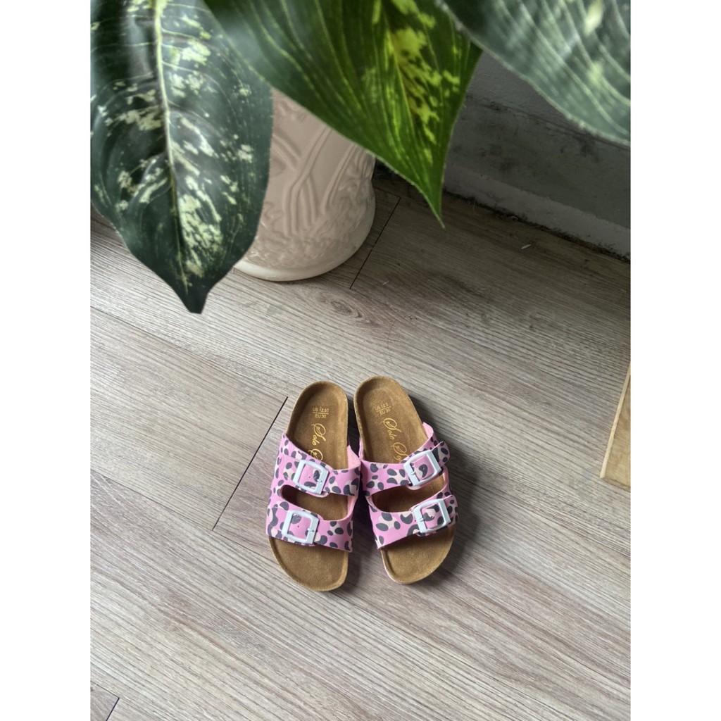 DÉP TRẤU BEO HỒNG SOLE SOFT (1514)