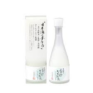 Nước hoa hồng SAKE Nhật Bản