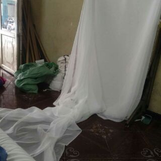 Voan trắng mỏng