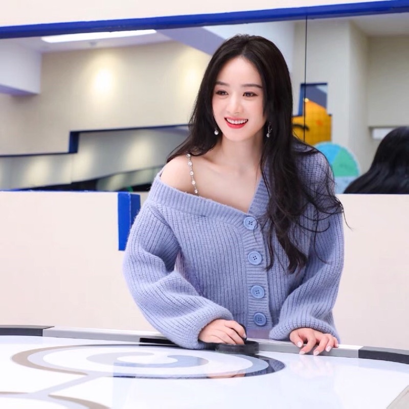 Áo Len Kiểu Màu Tím TRIỆU LỆ DĨNH Phong Cách Sang Trọng