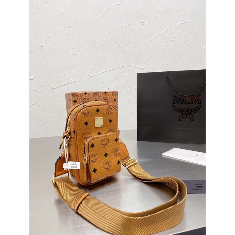 TÚI ĐEO CHÉO MCM NỮ