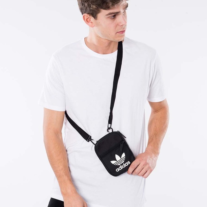 Túi đeo chéo mini Adidas loại nhỏ 17x12 - EI7411