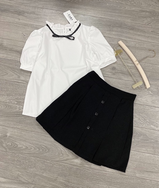 Set áo sơ mi kết hợp chân váy xoè cúc nữ hot | BigBuy360 - bigbuy360.vn