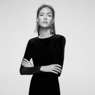 Sale sốc giảm giá 50% 300k còn 150k