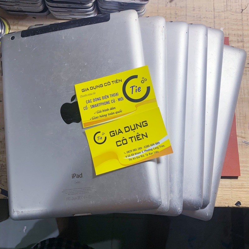 Vỏ IPAD 3 chuẩn zin hàng bóc máy còn mới không cấn móp cong vênh | BigBuy360 - bigbuy360.vn