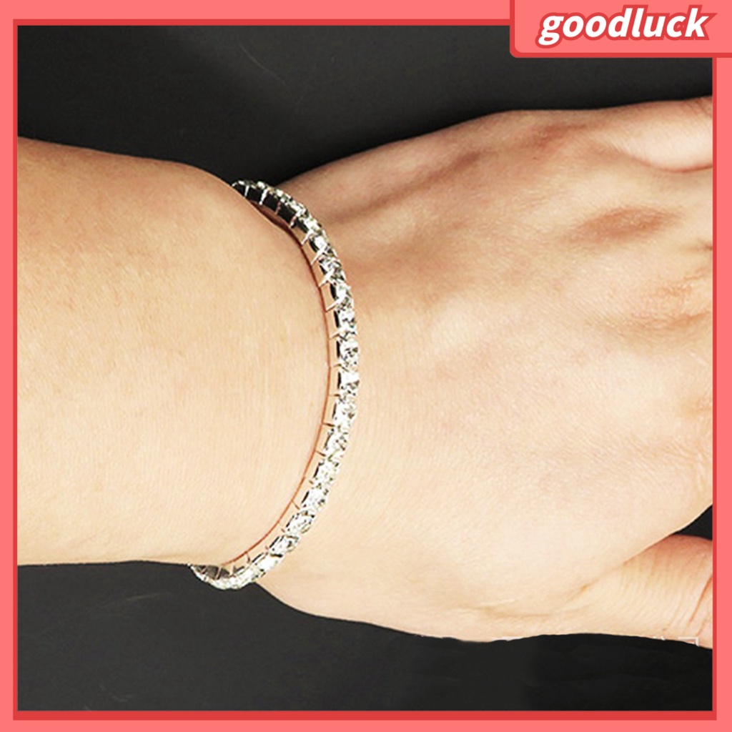 Vòng tay đính đá lấp lánh hợp thời trang