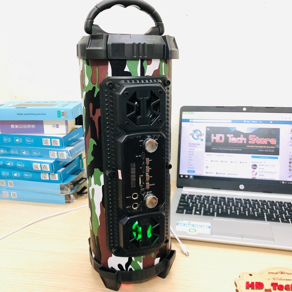 Loa bluetooth Karaoke M18
