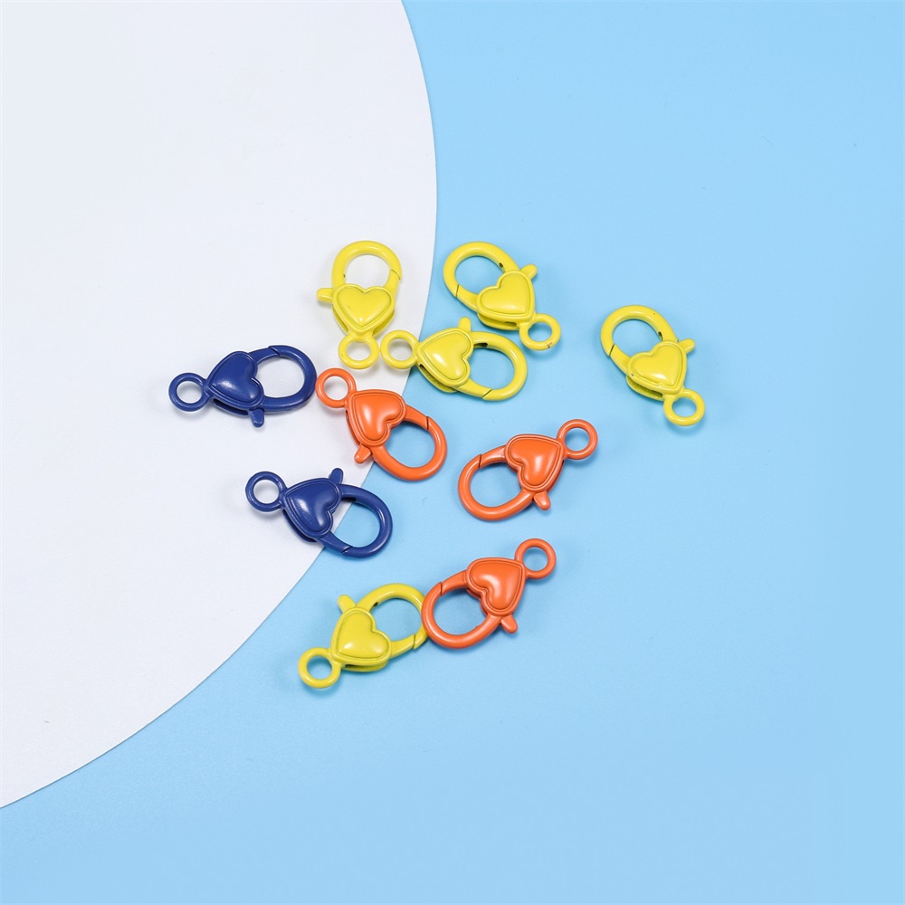 Bộ 10 móc khóa màu kẹo hình trái tim dùng để tự làm phụ kiện trang sức