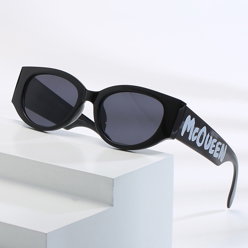 Kính Mát Gọng Oval Chống Tia UV In Chữ Thời Trang Retro