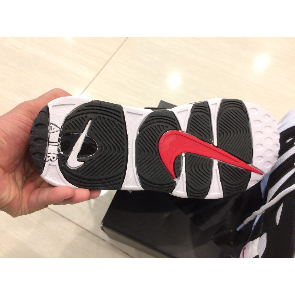 GIÀY THỂ THAO NIKE AIR MORE UPTEMPO MẦU TRẮNG CHỮ ĐEN