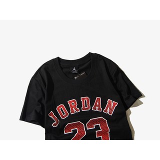 Áo phông bóng rổ Jordan