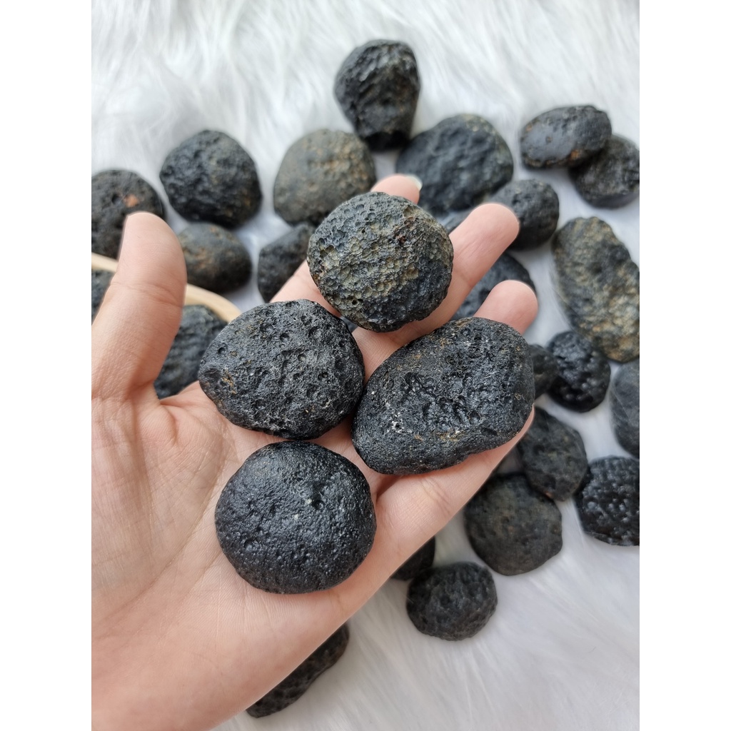 Đá thiên thạch Tektite (Tectit) Việt Nam, đá phong thủy, thanh tẩy Tarot, Reiki, thiền định