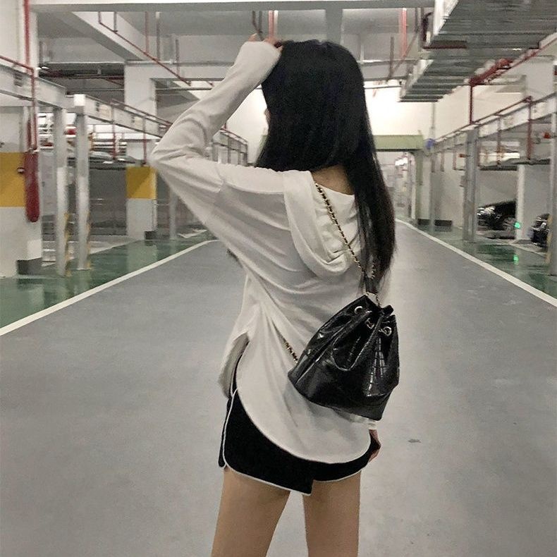 Ba Lô Đeo Vai Cỡ Nhỏ Đính Đá Phối Dây Xích Kiểu Cổ Điển Dễ Thương Lưng