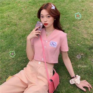 Hàng Áo croptop nút cổ v chất lượng