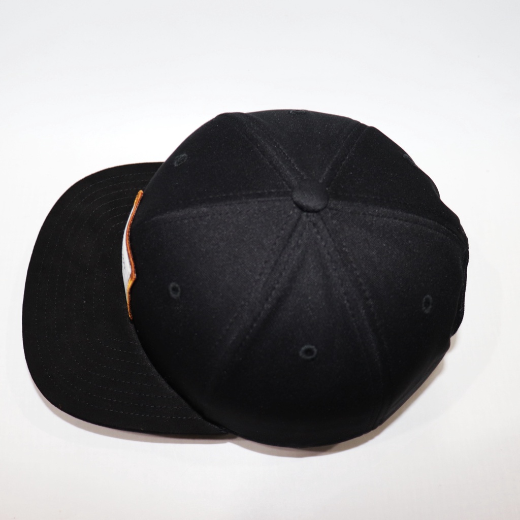 Nón NHS Snapback Full Đen Kết Da Lộn Đen Logo Vuông Nix001.