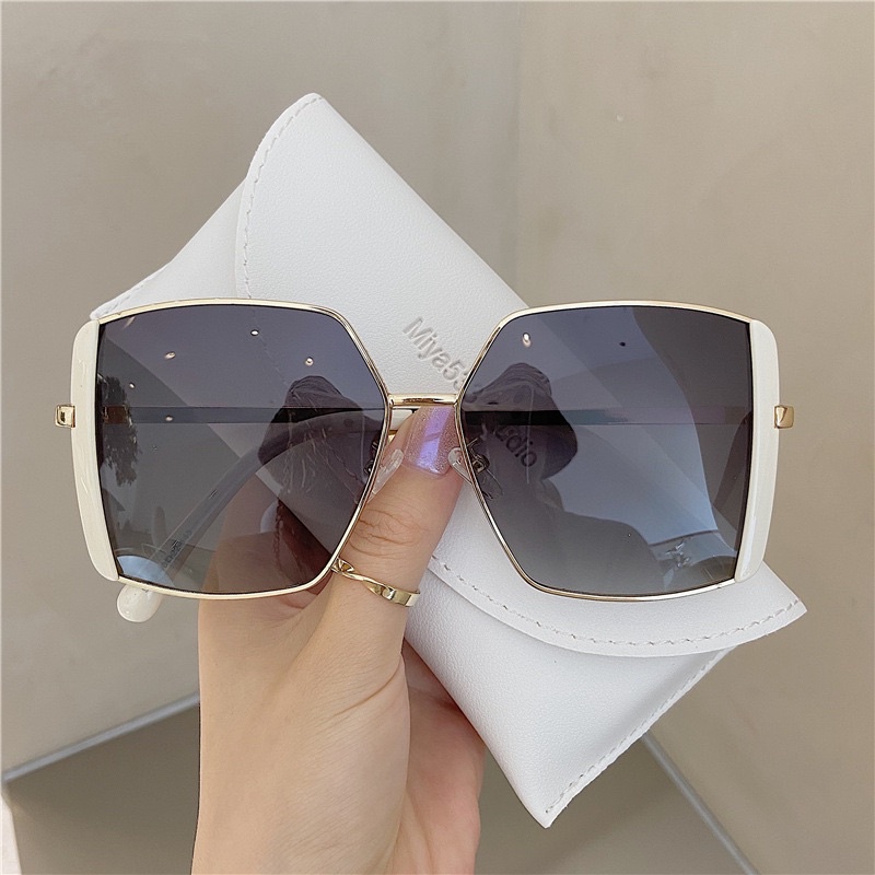 MẮT KÍNH NỮ THỜI TRANG HOT TREND