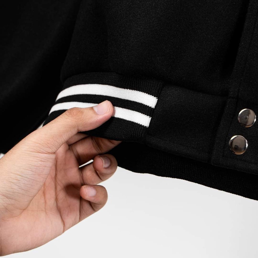 Áo Khoác Bomber Jacket Varsity Cardigan - Áo Bomber Nam Nữ Hot Trend V Full Đen