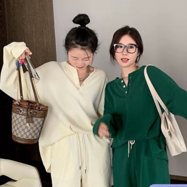 Set áo sơ mi thô + chân váy xếp li kèm đai bazic/ Bộ áo váy vintage hàng Quảng Châu