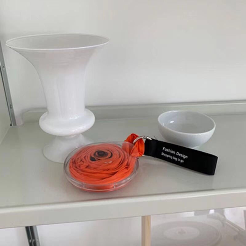 Túi mua hàng xách tay gấp sáng tạo và tiện lợi