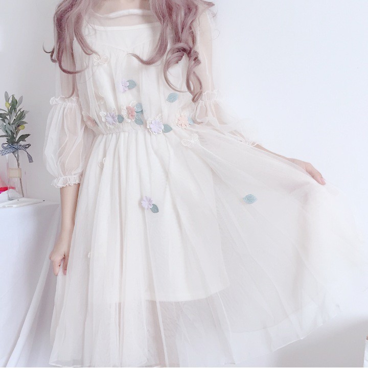 M15 - Đầm công chúa Ulzzang cổ tròn tay bồng phối lưới đính hoa
