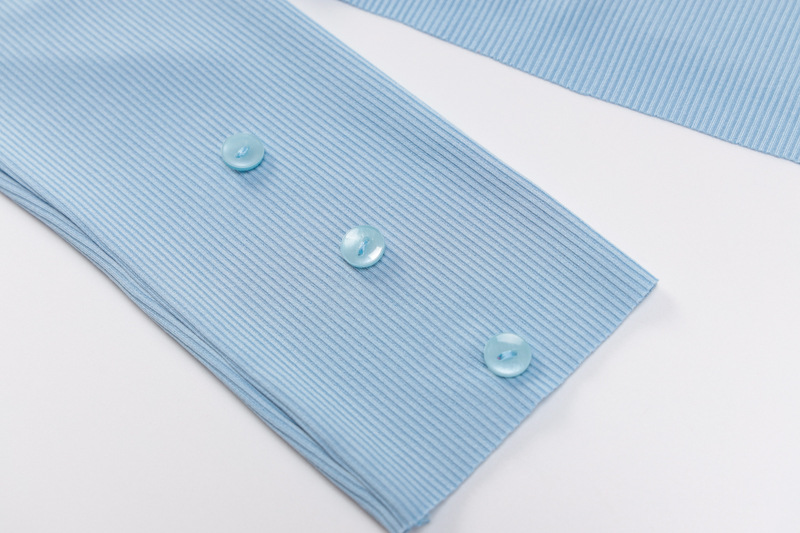 Bộ Áo Croptop Tay Dài Kẻ Sọc + Chân Váy Ôm Xẻ Tà Quyến Rũ Cho Nữ