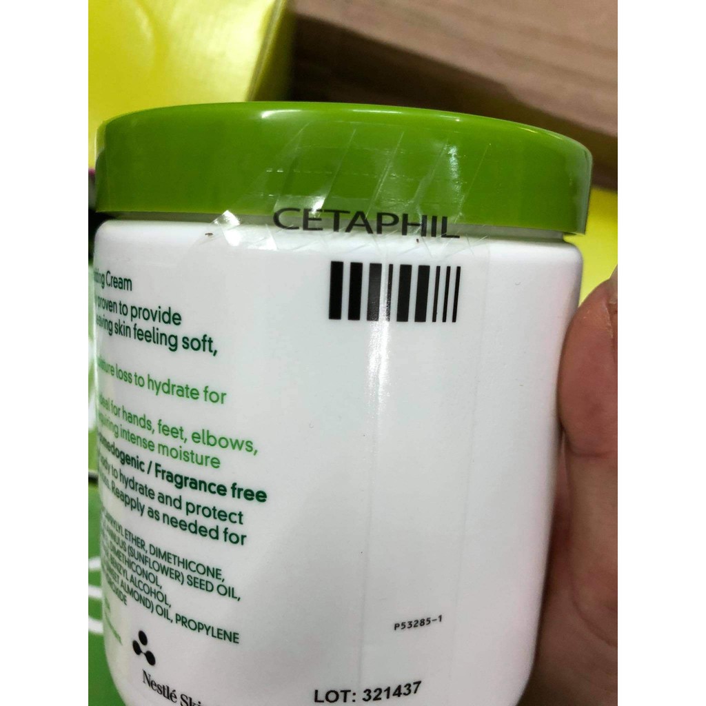 Dưỡng Thể Cetaphil Moisturizing Cream Body – Dry Sensitive Skin 566ml xách tay Mỹ