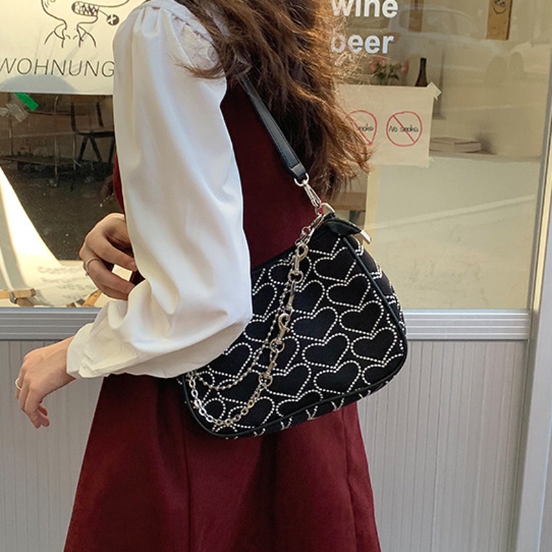 Ielgy Niche Túi Xách Đeo Vai Một Bên Vai Hình Trái Tim Cổ Điển Cá Tính Cao Cấp Dễ Phối Đồ Dành Cho